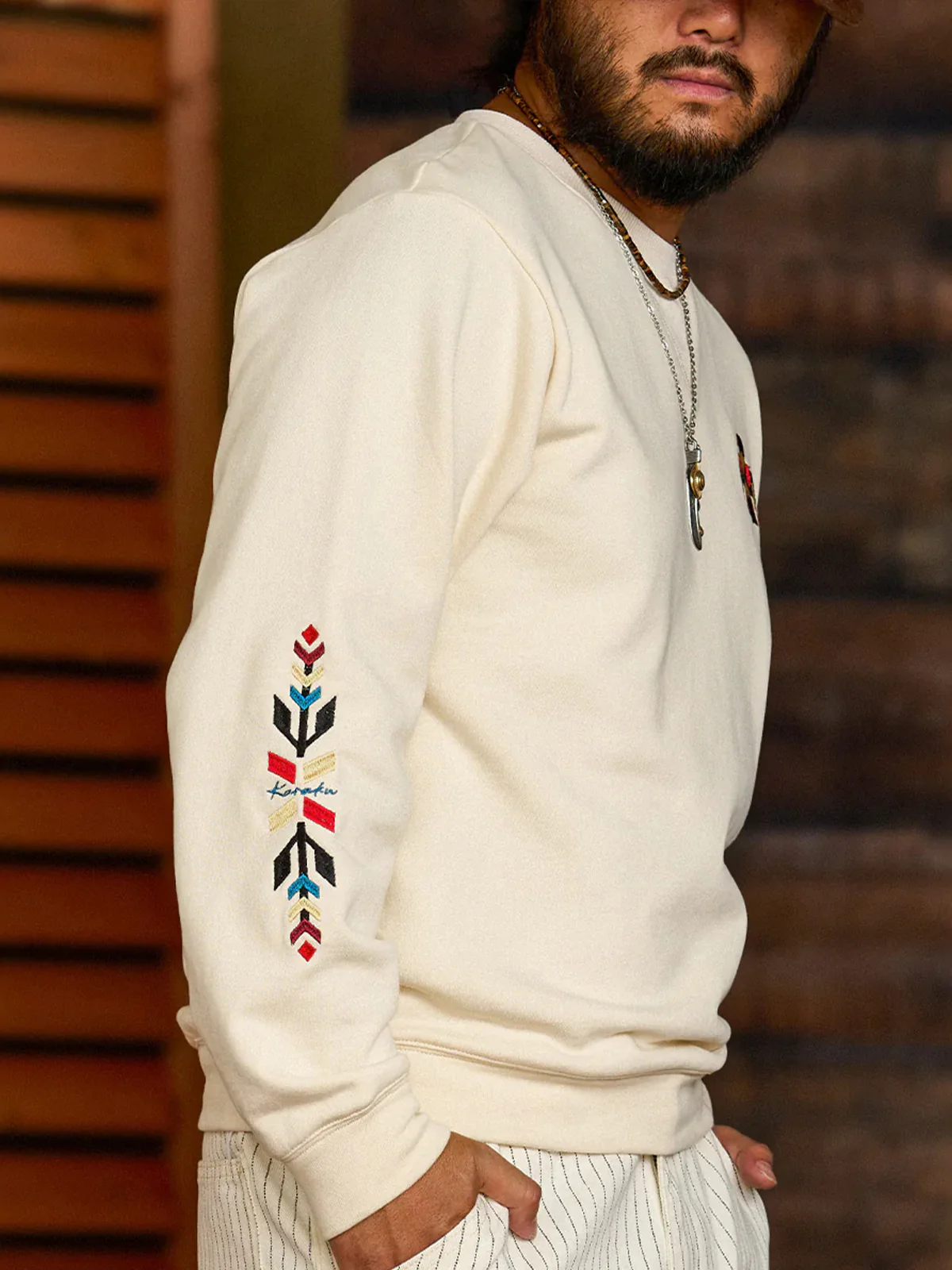 V-Gusset Sweatshirt with Navajo & Thunderbird Embroidery - Image 7